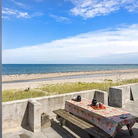 Unique Private Beach House Holiday home